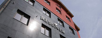 Ressner FM_Hausfront